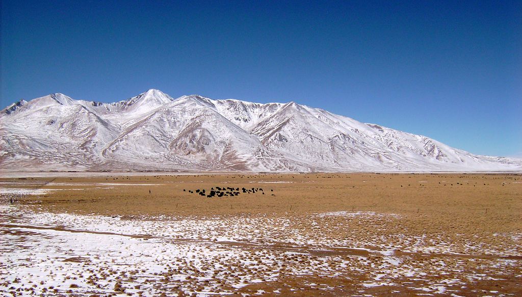 Tibet countryside 09