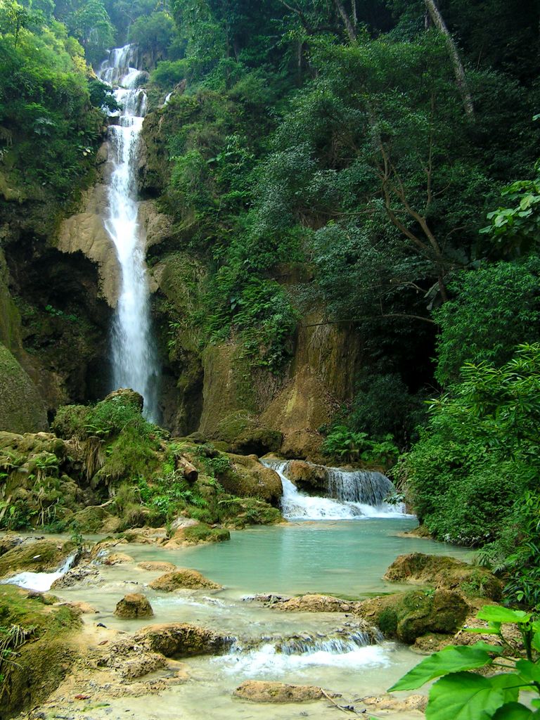 Download this Laos Kouang Waterfall picture