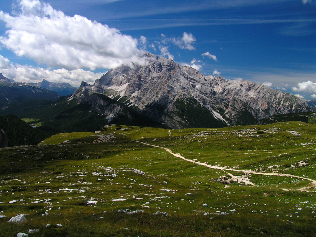 The Italian Dolomites - Grupo Cristalo