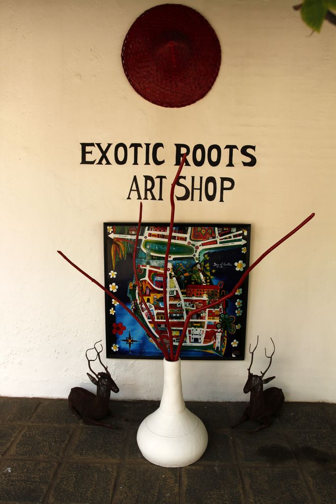 Sri Lanka - an art shop in Galle