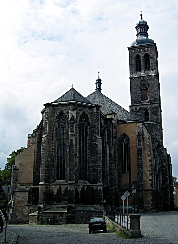 Czechia - Kutná Hora - Church of St.James 02