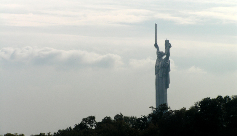 Rodina Mat (Motherland), Kiev