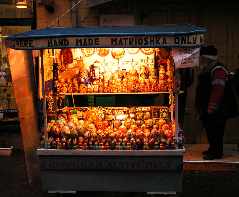 Russian wooden matrioska shop - Moscow