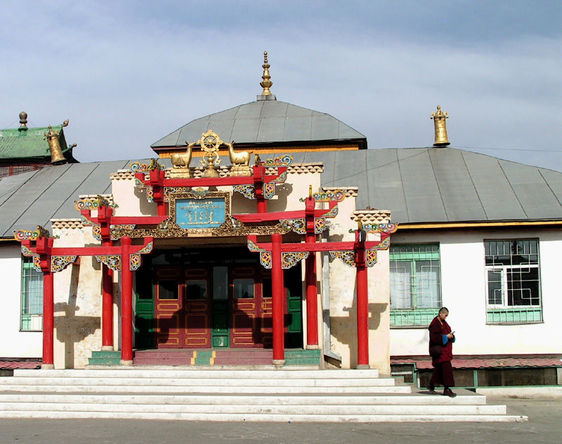 Ulaanbaatar - The Gandantegchinlen Monastery 10