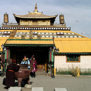 Ulaanbaatar - The Gandantegchinlen Monastery 12