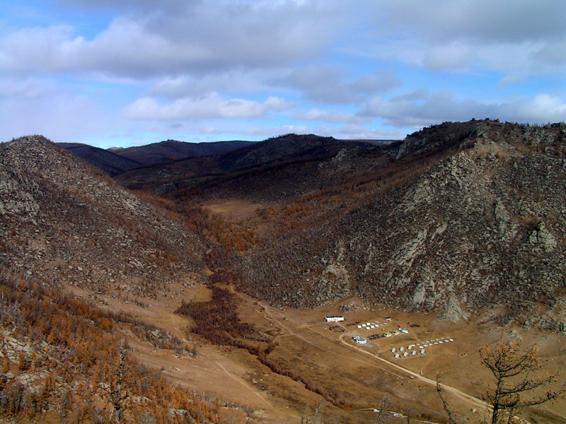 Hills around Tsetserleg town 01