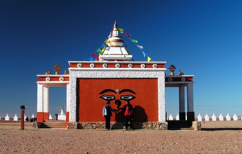 Gobi - Brano and Paula in Buddhist "Energy Centre"