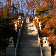 Go-bong Memorial Pagoda in Hwagyesa