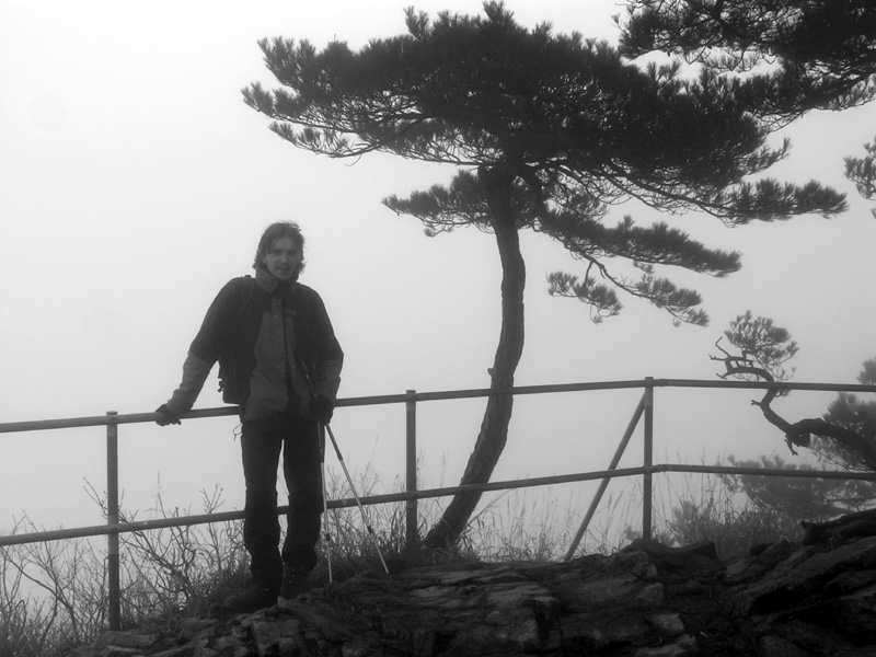 South Korea - trekking in Gyeryong-san mountain 14