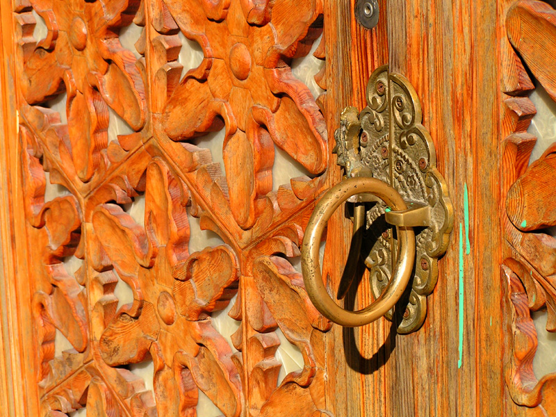 South Korea - a gate in Mu Sang Sa Temple