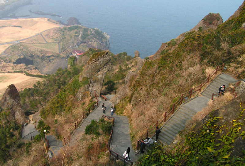 South Korea - trekking in Jeju Do Island 01