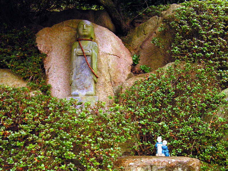 South Korea - Busan - Haedong Yonggunsa Temple 25