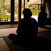 Japan - Fukuoka - meditation in a Zen temple 01