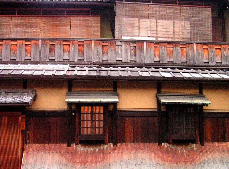 Japan - Kyoto - in the streets of Gion district 03