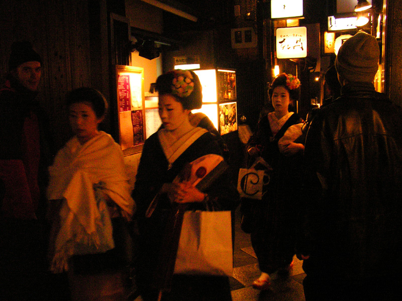 Japan - Kyoto - Geishas in the Gion district