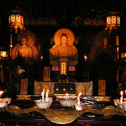 Japan - Osaka - inside the Shitennoji Temple