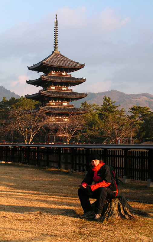 Japan - Nara - Brano in Kofukuji complex