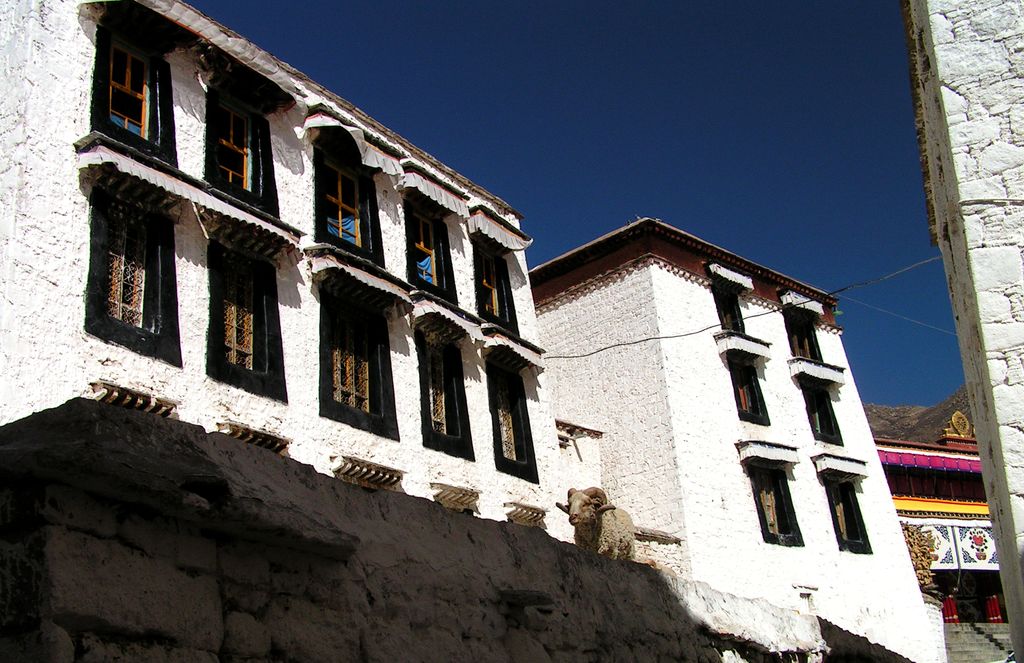 Tibet - Drepung monastery 17