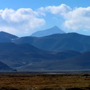 A view of Everest from Tingri (Tibet)