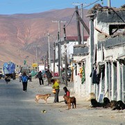 Tibet - Tingri main street