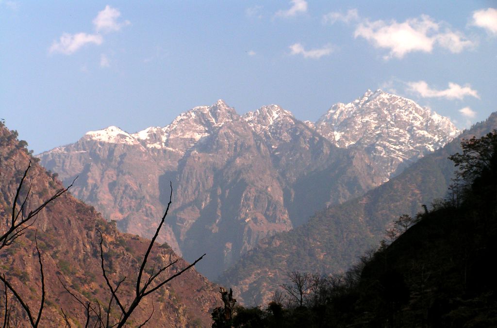 Nepal - trek to Chamje 02