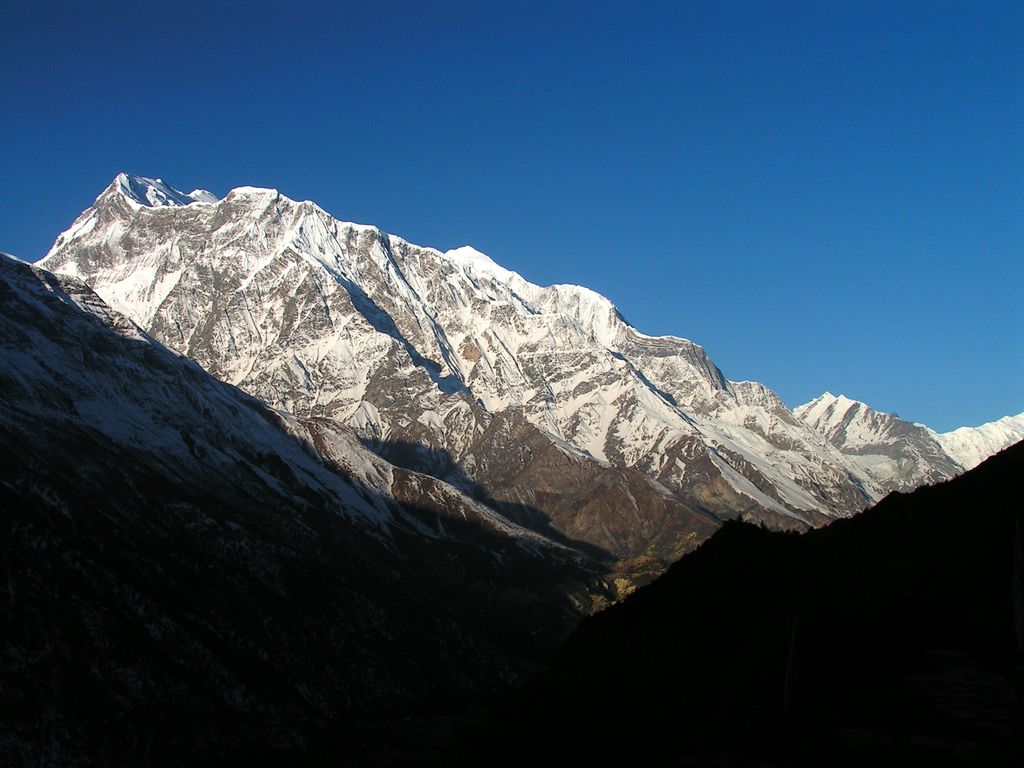 Nepal - trek to Pisang 06
