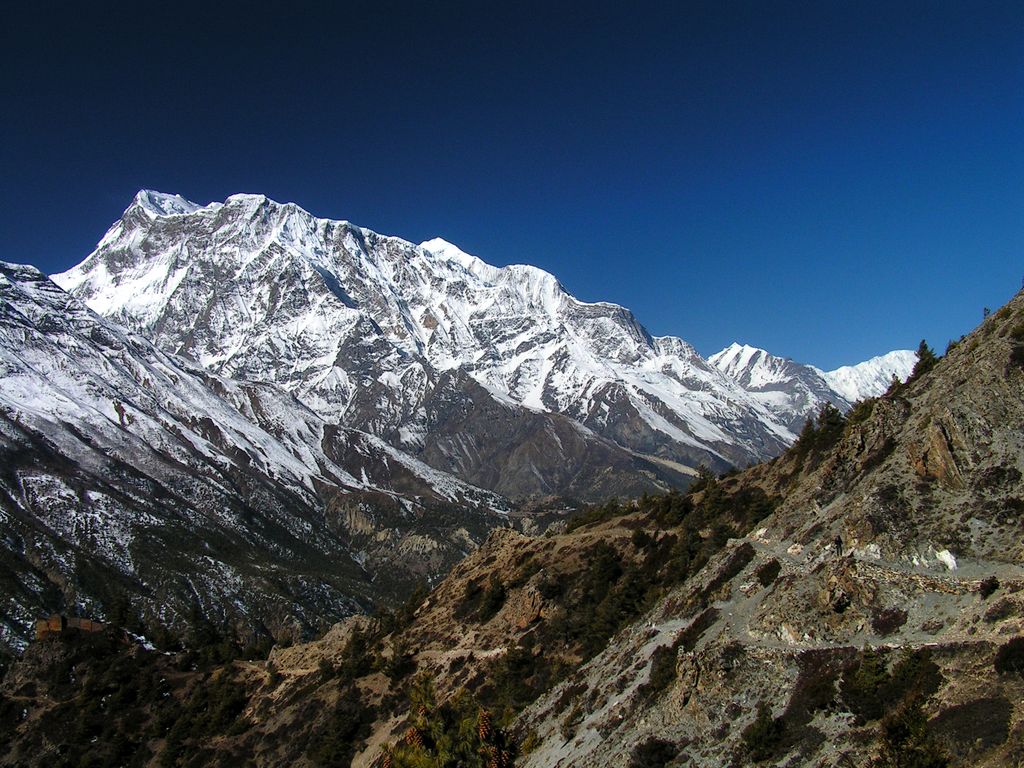 Nepal - trek to Manang 06