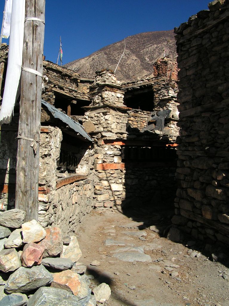 Nepal - Manang village 02