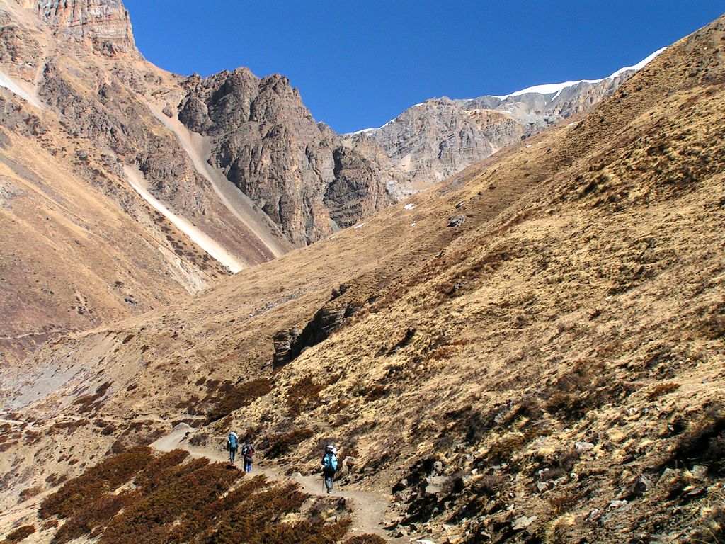 Nepal - trek to Thorong Phedi 02
