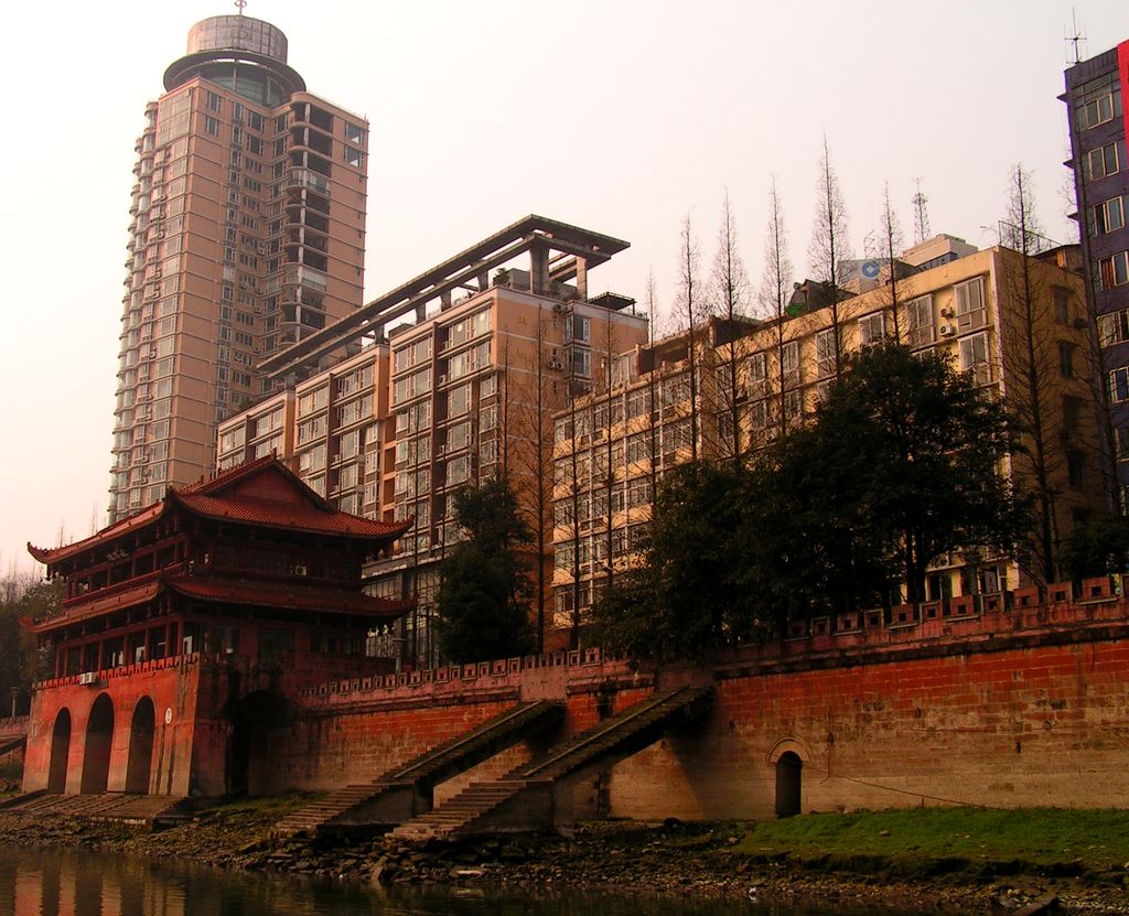 China - Leshan city 01
