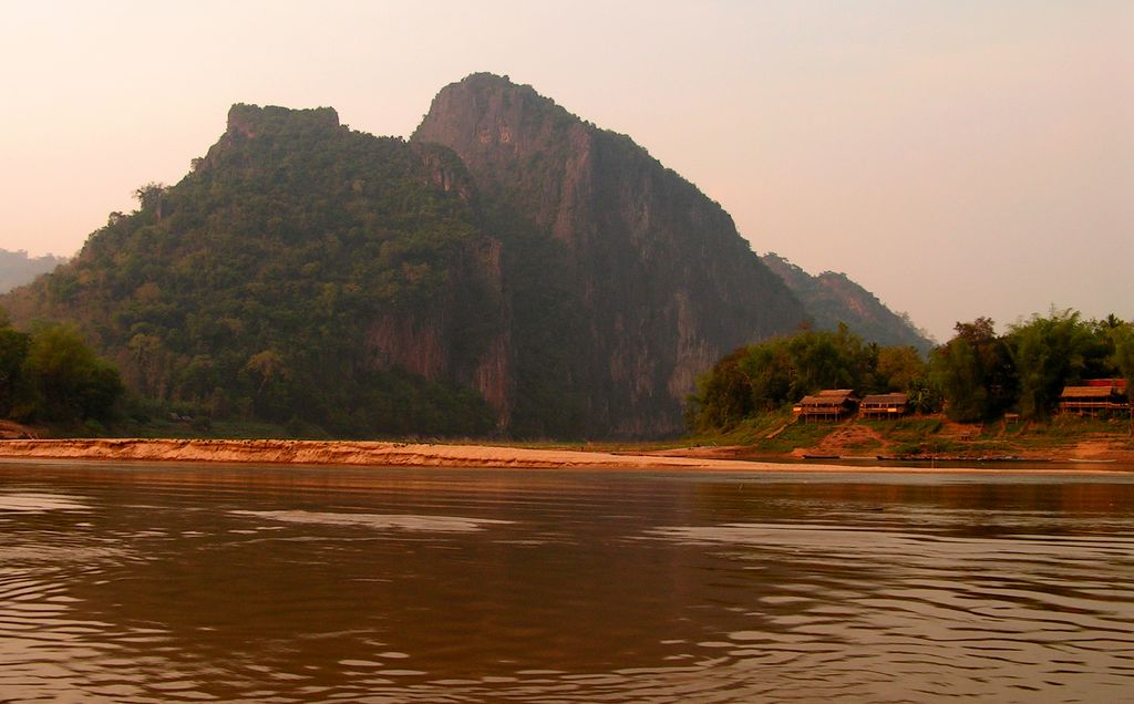 Laos - to Luang Prabang by boat 16