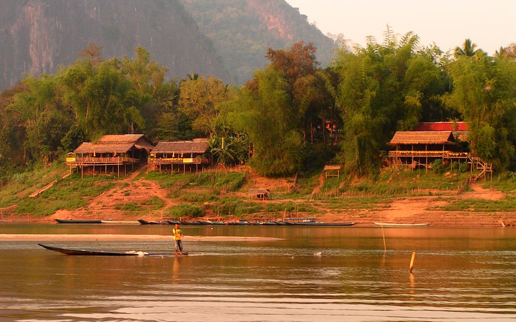 Laos - to Luang Prabang by boat 17