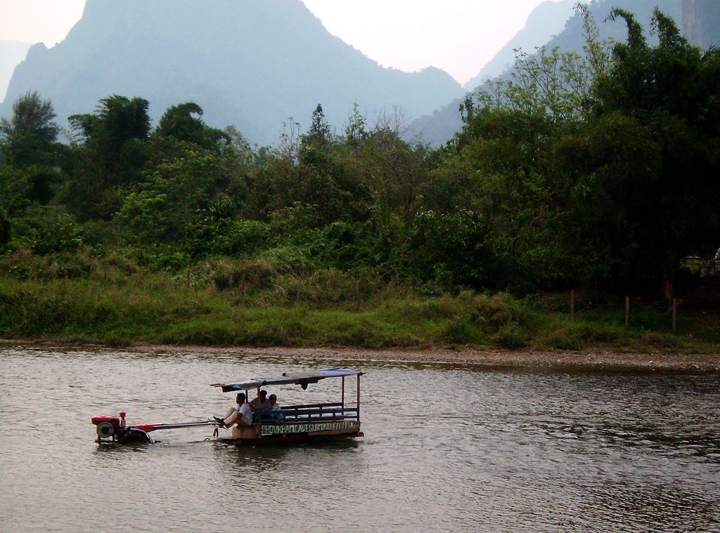 Laos - Van Vieng 03