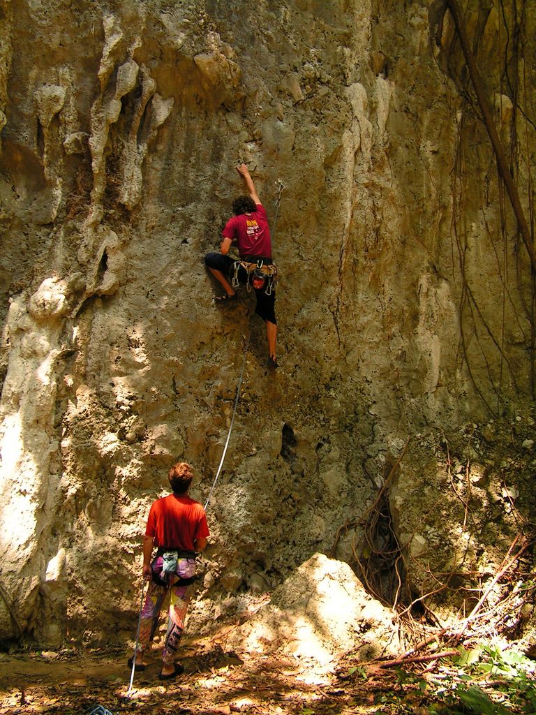 Laos - climbing in Van Vieng 03