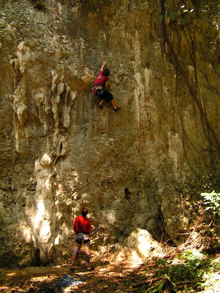 Laos - climbing in Van Vieng 04