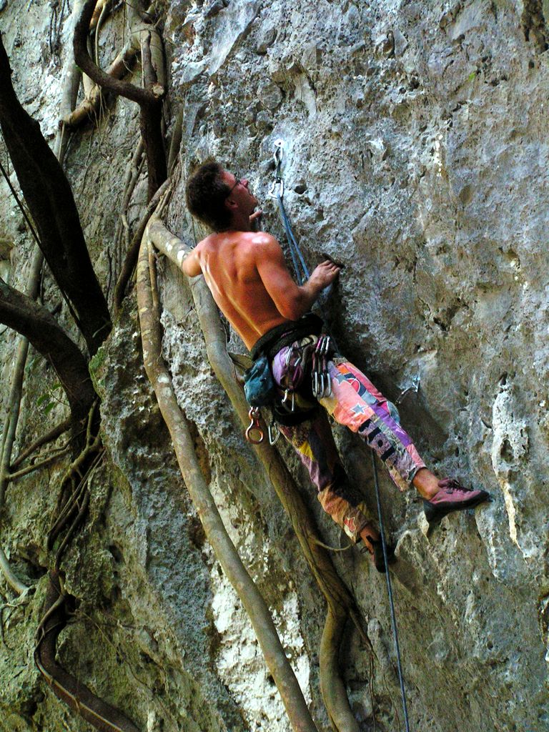 Laos - climbing in Van Vieng 08