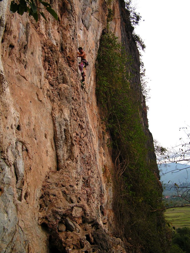 Laos - climbing in Van Vieng 36