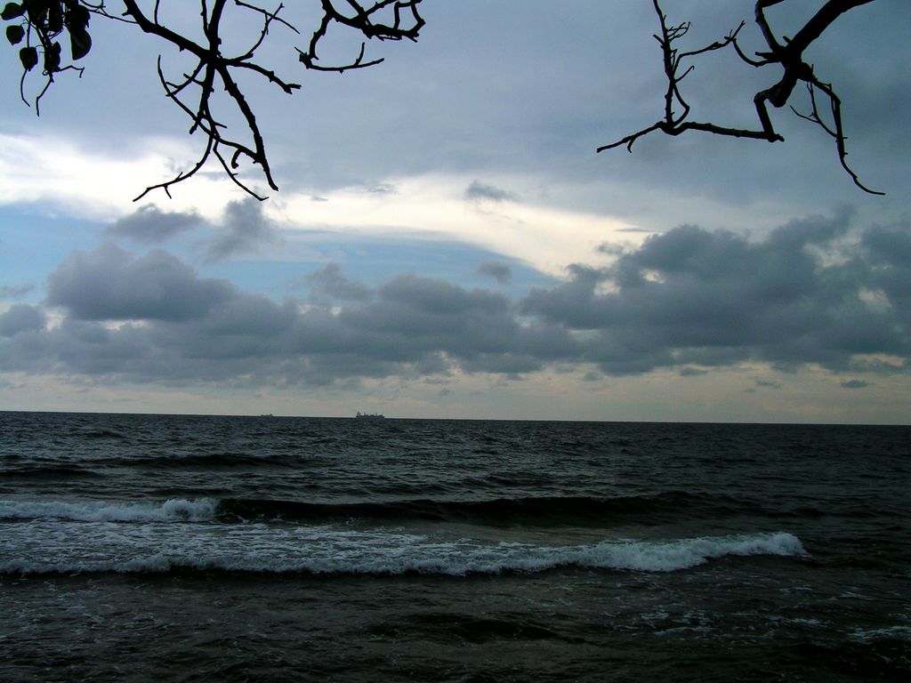 Malaysia - a beach in Borneo 06