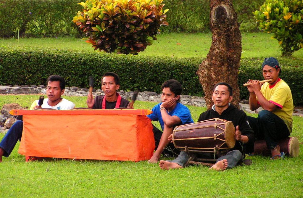 Indonesia - Javanese traditional dance 11