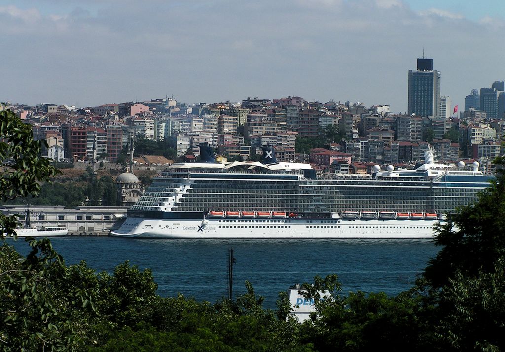 Turkey - views of Istanbul from Topkapi Palace 03