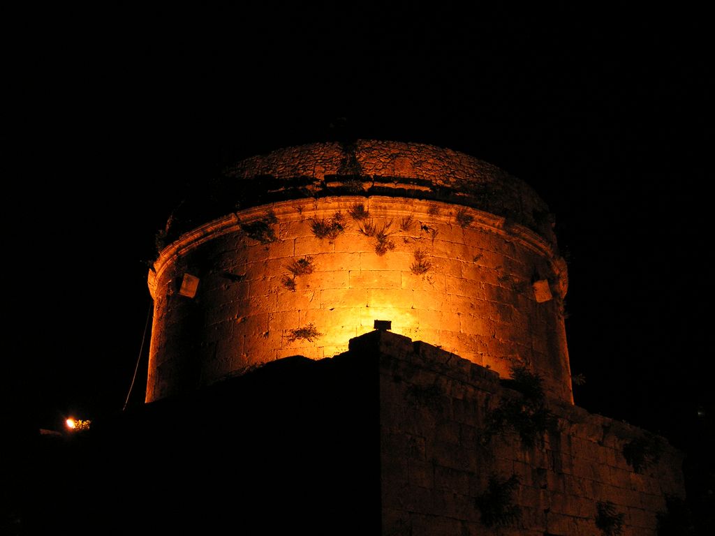 Turkey - Istanbul - Gelata tower at night