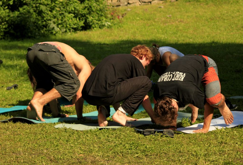 Czechia - Slackline festival - yoga session 10