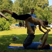 Czechia - Slackline festival - acroyoga 02