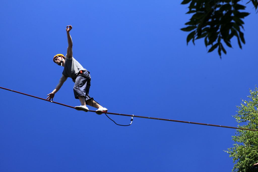 Czechia - Slackline festival - a highline 04