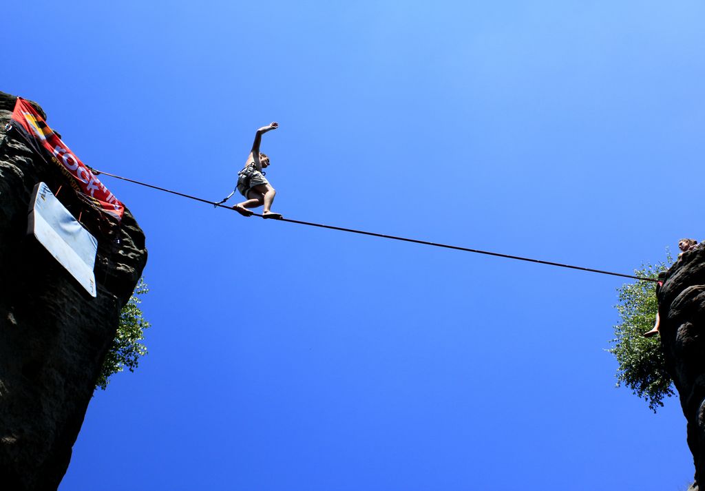 Czechia - Slackline festival - a highline 09