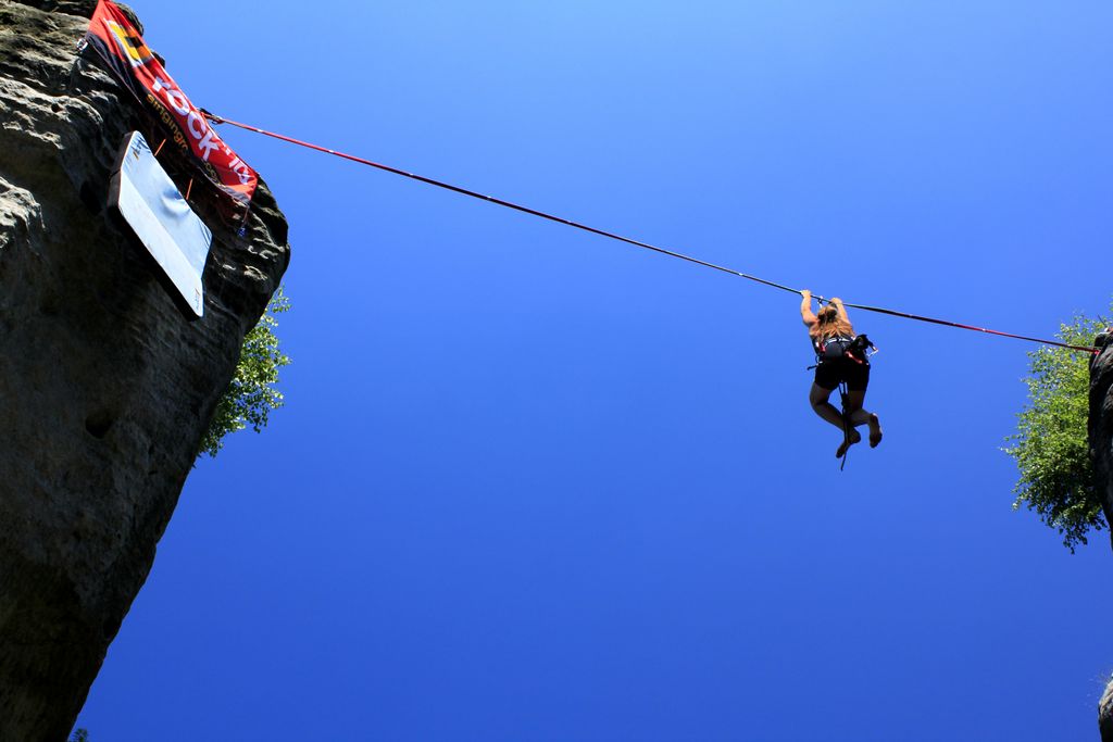 Czechia - Slackline festival - a highline 13