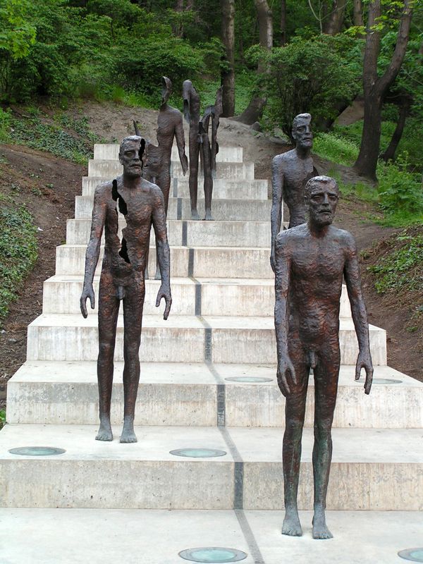 Czechia - Prague - statues on the way to Petřín hill