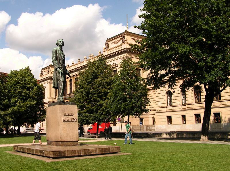 Czechia - Prague - Manes statue