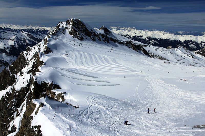 The Austrian Alps - Kitzsteinhorn (Kaprun) skicentre 25