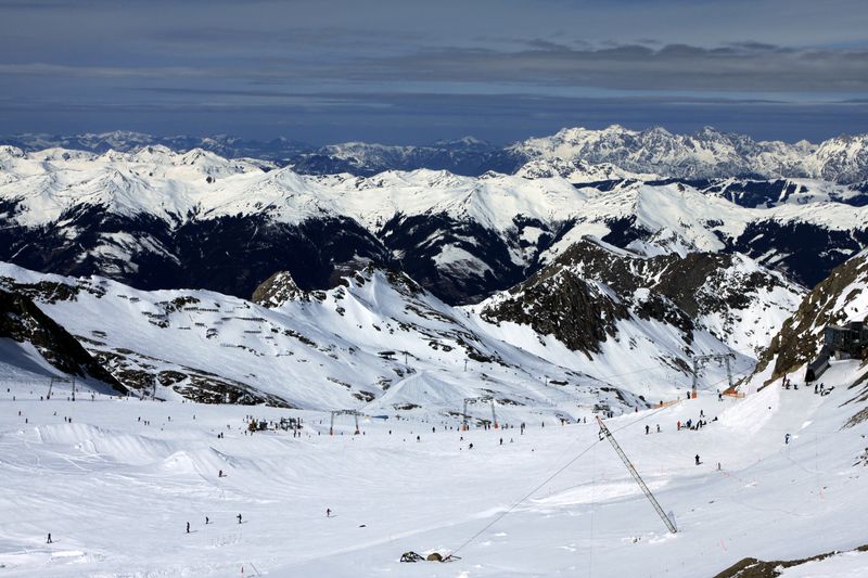 The Austrian Alps - Kitzsteinhorn (Kaprun) skicentre 27